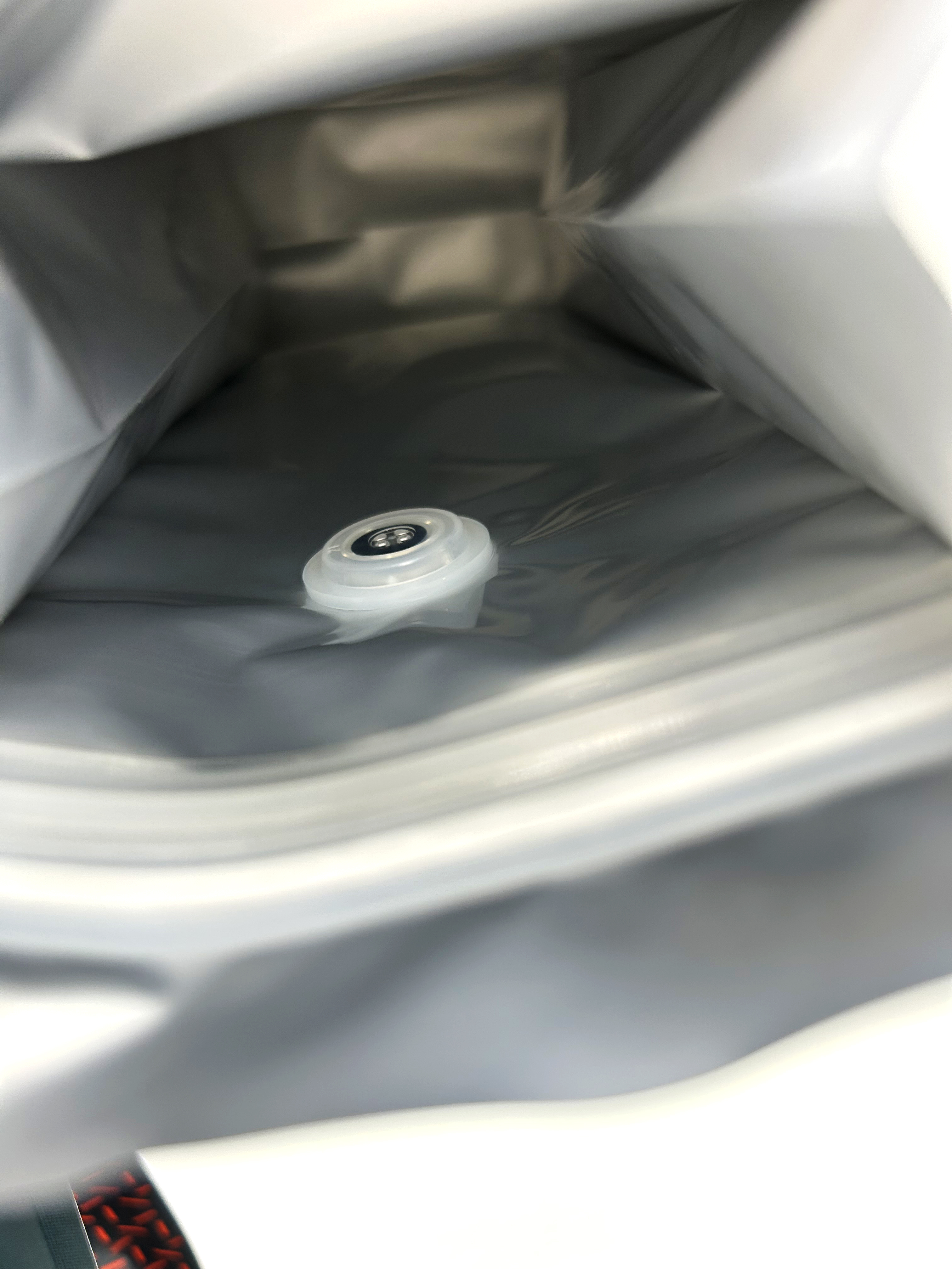 Individuell bedruckte leere Kaffeebohnen-Tee-Verpackungsbeutel aus Kraftpapier mit flachem Boden, Ventil, Reißverschluss und Fenster